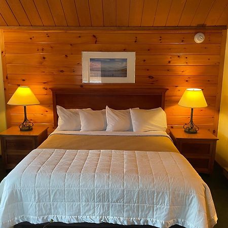 Lake Crest Inn レイク・ジョージ エクステリア 写真