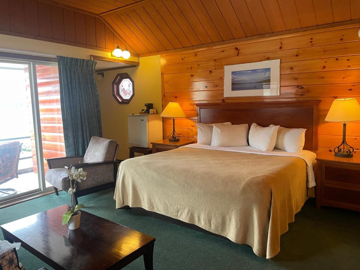 Lake Crest Inn レイク・ジョージ エクステリア 写真